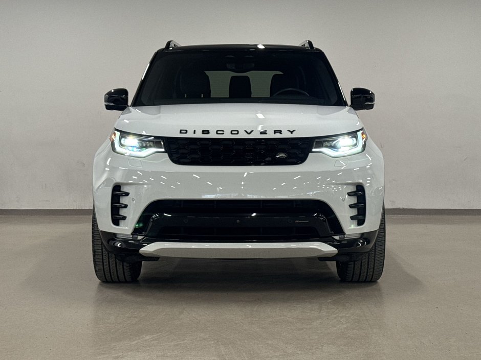 2023 Land Rover Discovery P360 R-Dynamic S-9