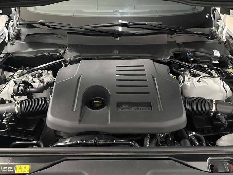 2023 Land Rover Discovery P360 R-Dynamic S-17