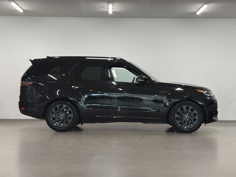 2023 Land Rover Discovery P360 R-Dynamic S (2)-10