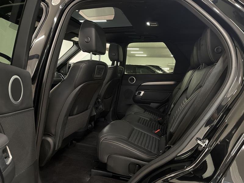 2023 Land Rover Discovery P360 R-Dynamic S (2)-22
