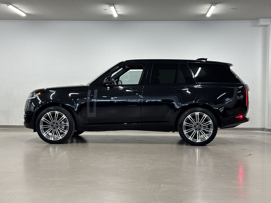 2023 Land Rover NEW RANGE ROVER P530 SE SWB-11