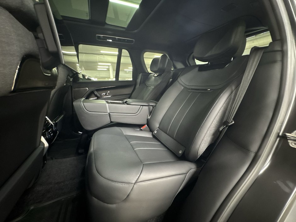 2023 Land Rover NEW RANGE ROVER P530 SV SWB-22