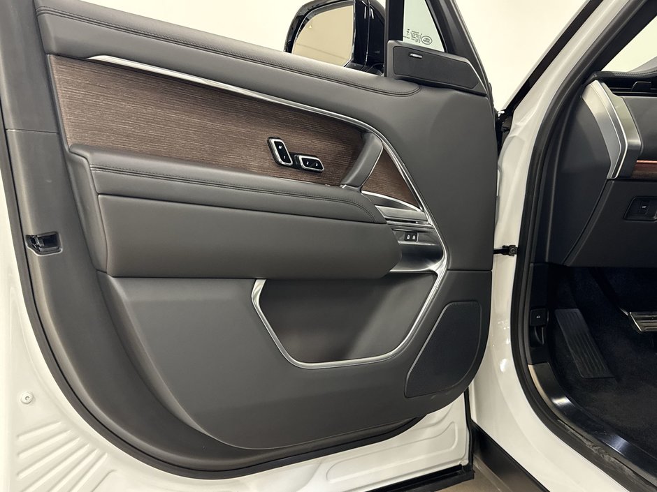 2023 Land Rover NEW RANGE ROVER P530 SE SWB-14