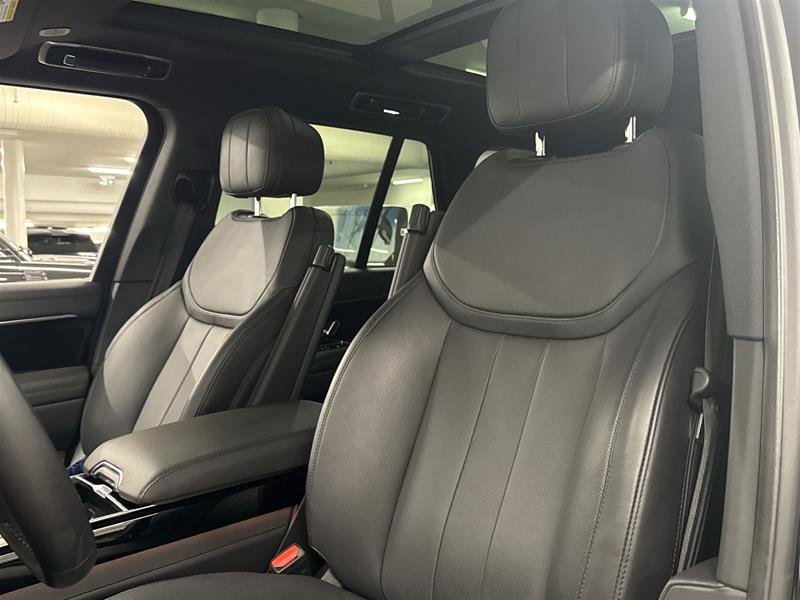 2023 Land Rover New Range Rover P530 SE SWB-7