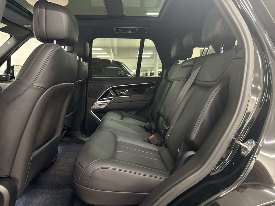 2023 Land Rover NEW RANGE ROVER P530 SE SWB-22