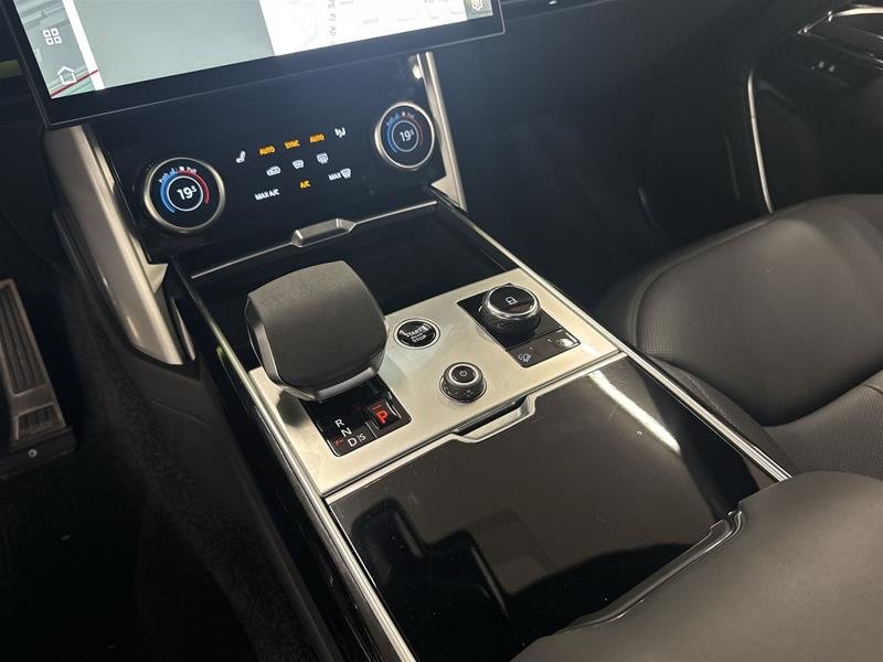 2023 Land Rover NEW RANGE ROVER P530 SE SWB-12