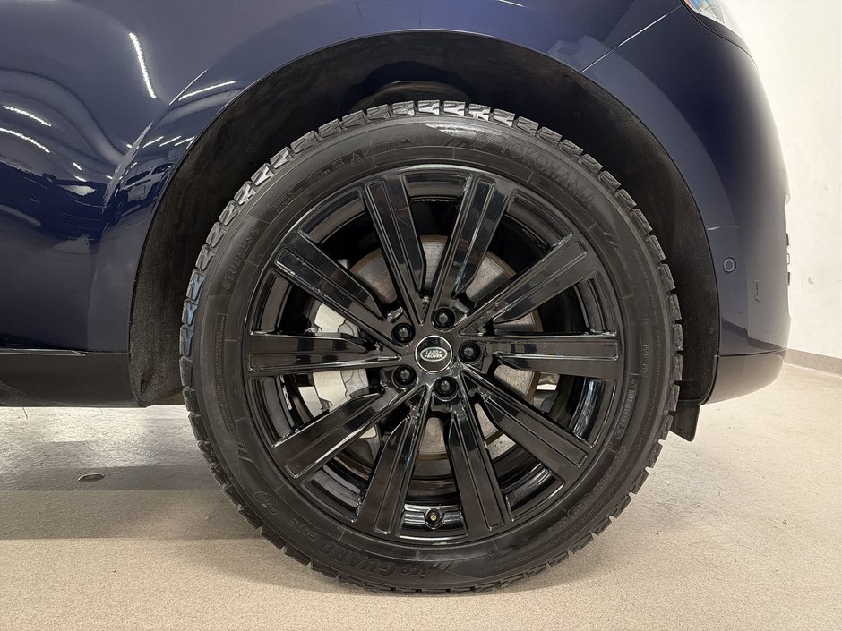 2023 Land Rover New Range Rover P530 SE SWB-26