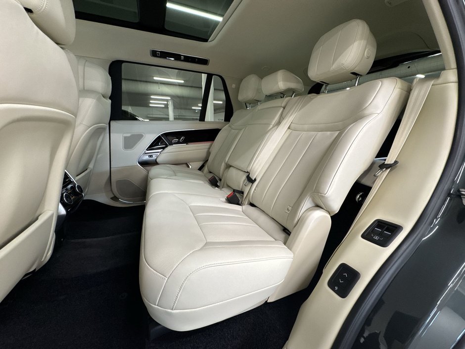 2024 Land Rover NEW RANGE ROVER P530 SE LWB 7-SEAT-22