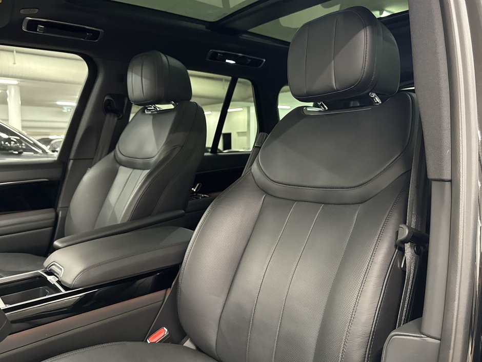 2024 Land Rover New Range Rover P530 SE SWB-15