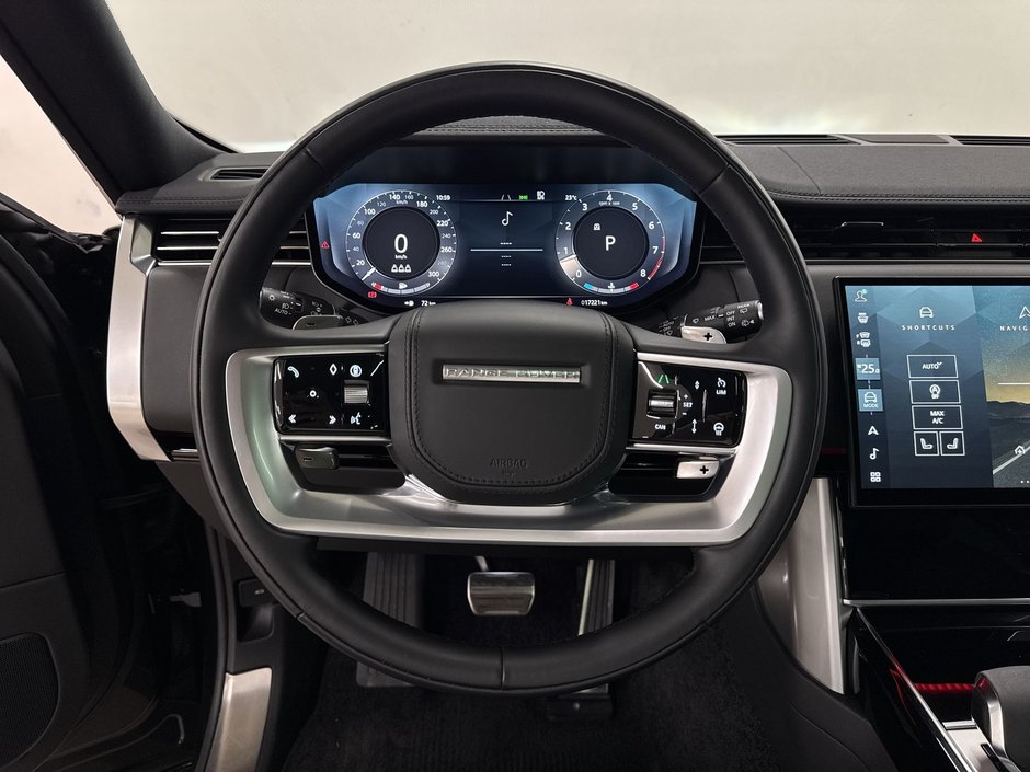 2024 Land Rover New Range Rover P530 SE SWB-19