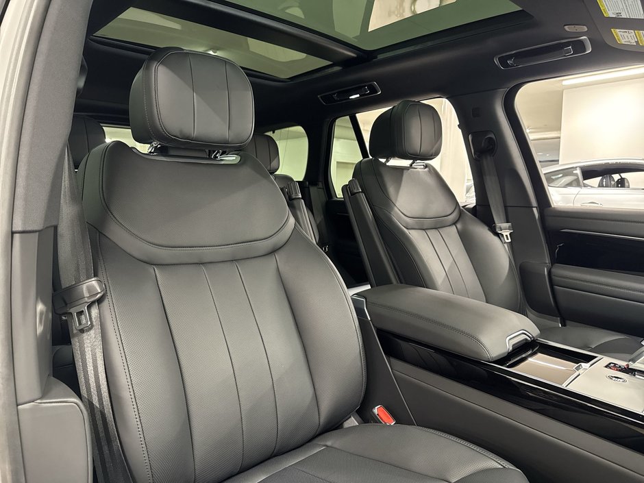 2024 Land Rover NEW RANGE ROVER P530 SE SWB-24