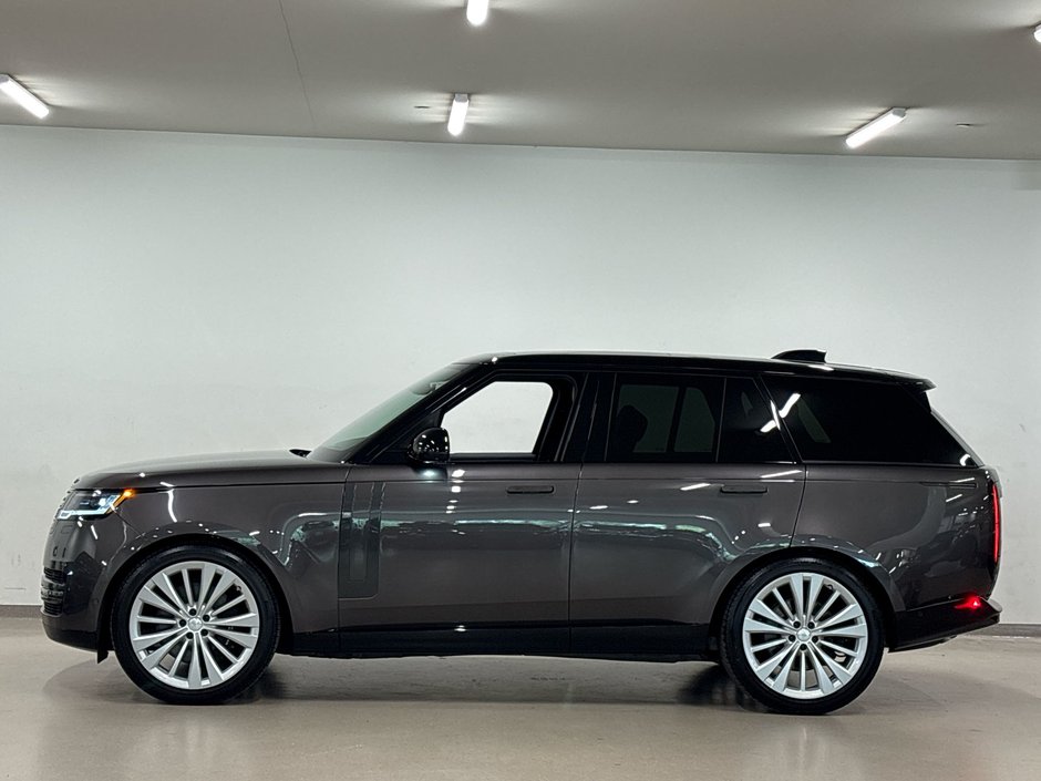 2024 Land Rover NEW RANGE ROVER P530 SE SWB-11