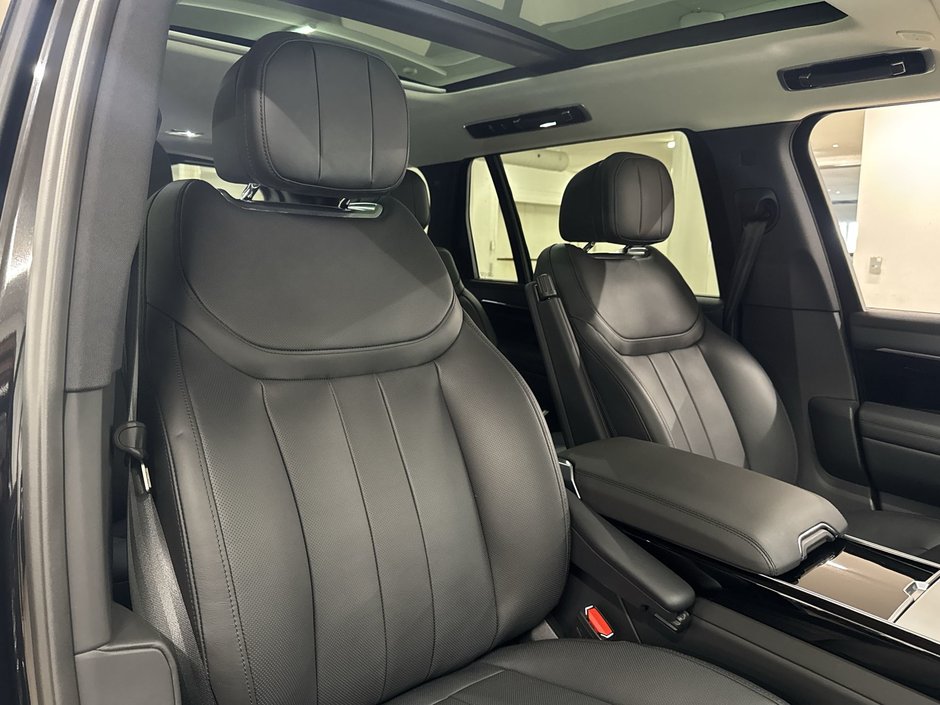 2024 Land Rover New Range Rover P530 SE LWB 7-SEAT-24