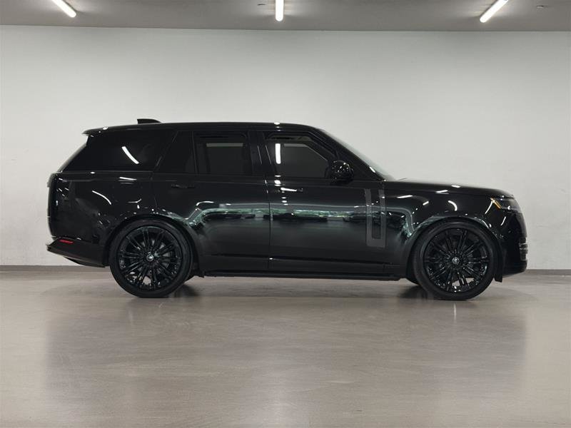 2024 Land Rover New Range Rover P400 SE SWB-2