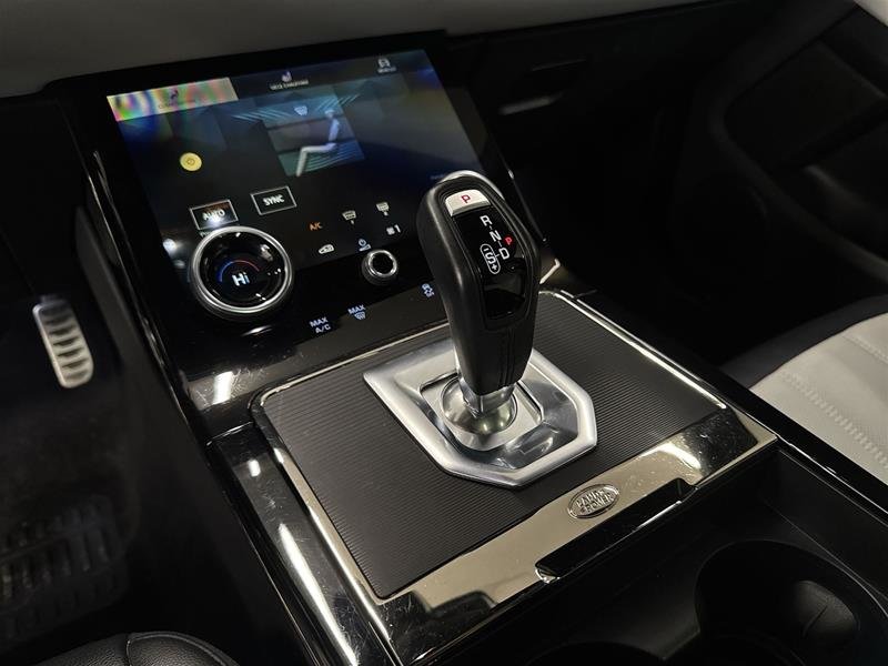 2021 Land Rover Range Rover Evoque P250 R-Dynamic SE-12