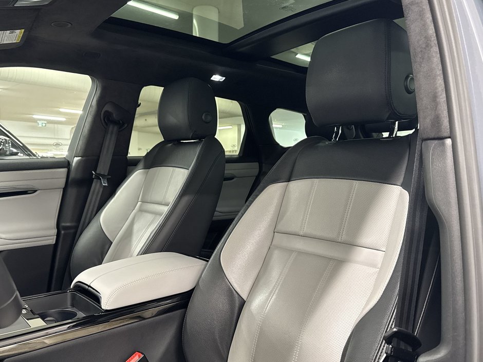 2023 Land Rover Range Rover Evoque P300 HST-15