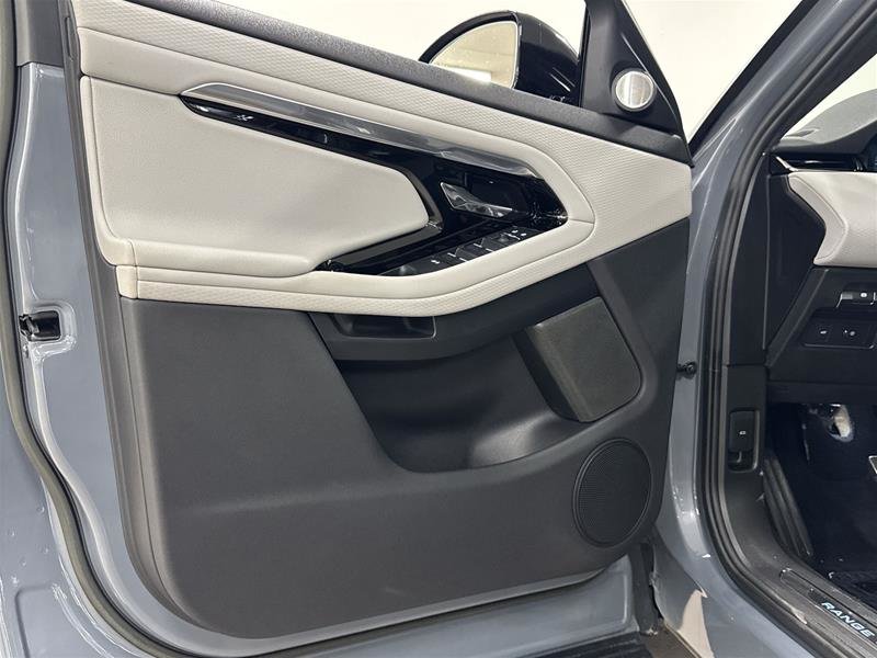 2023 Land Rover Range Rover Evoque P300 HST-7
