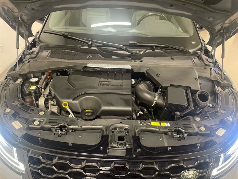 2023 Land Rover Range Rover Evoque P250 R-Dynamic SE-17