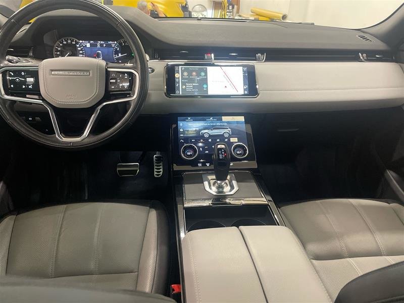 2023 Land Rover Range Rover Evoque P250 R-Dynamic SE-12