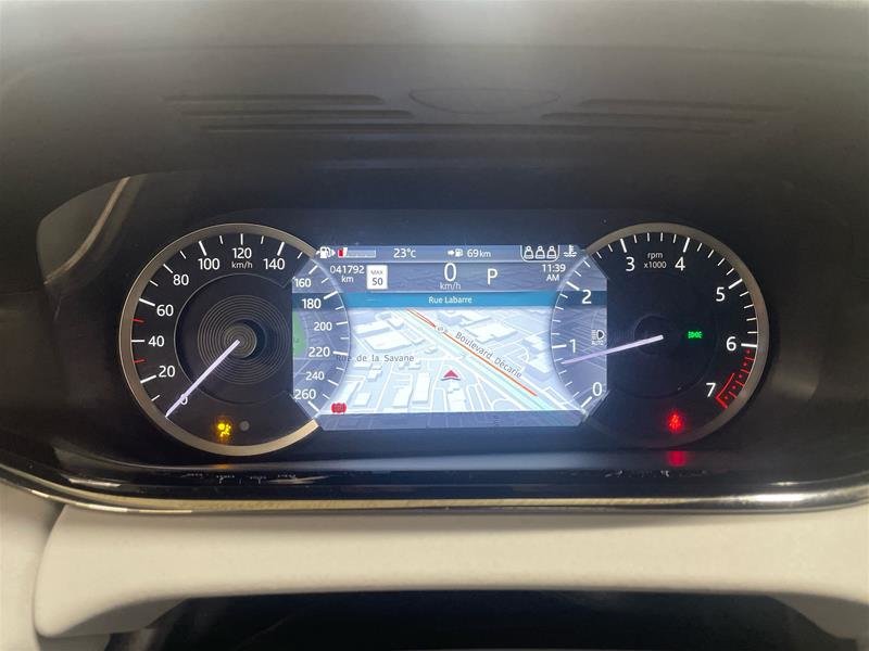 2023 Land Rover Range Rover Evoque P250 R-Dynamic SE-8