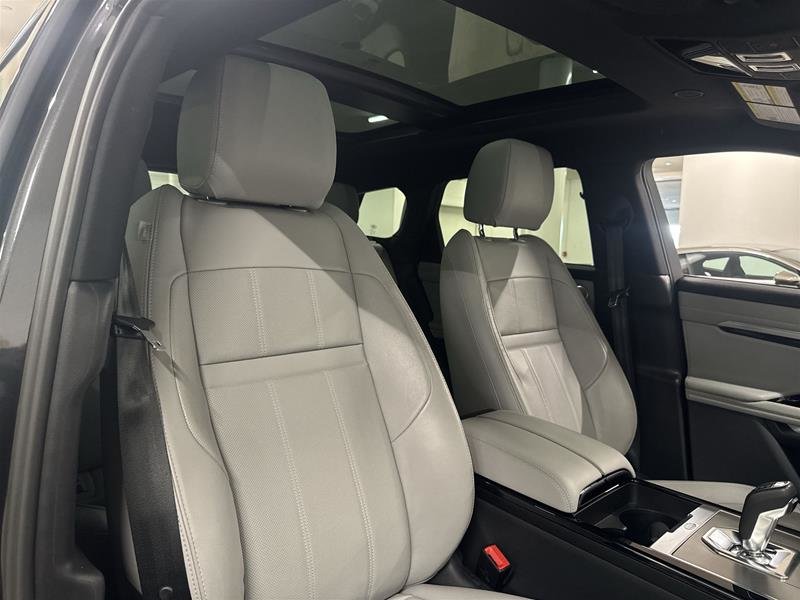 Land Rover Range Rover Evoque P250 SE 2023-16