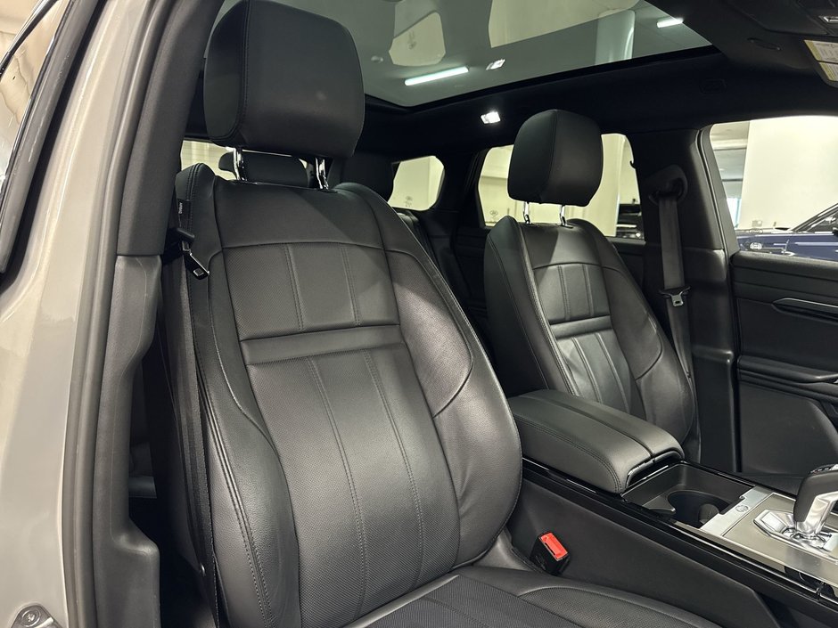 2023 Land Rover Range Rover Evoque P250 S-24