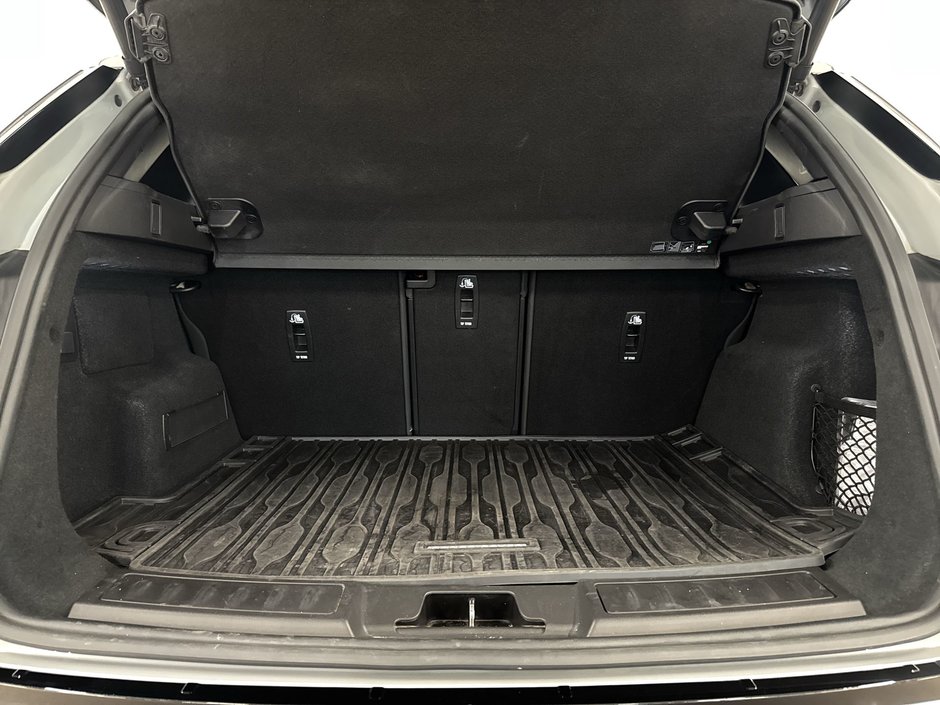 2023 Land Rover Range Rover Evoque P250 S-23