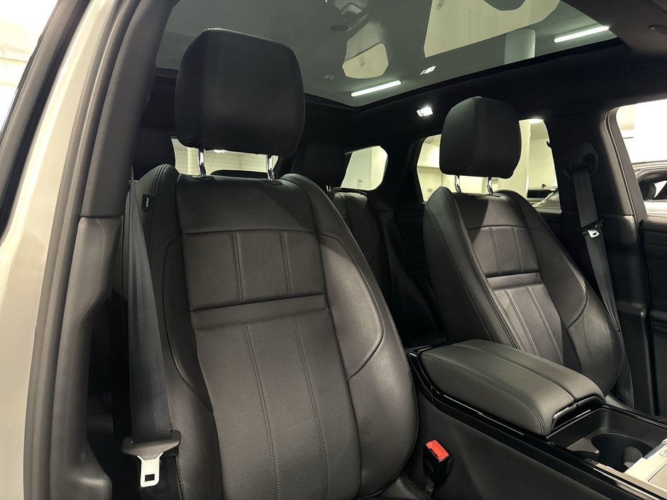 2023 Land Rover Range Rover Evoque P250 S-26