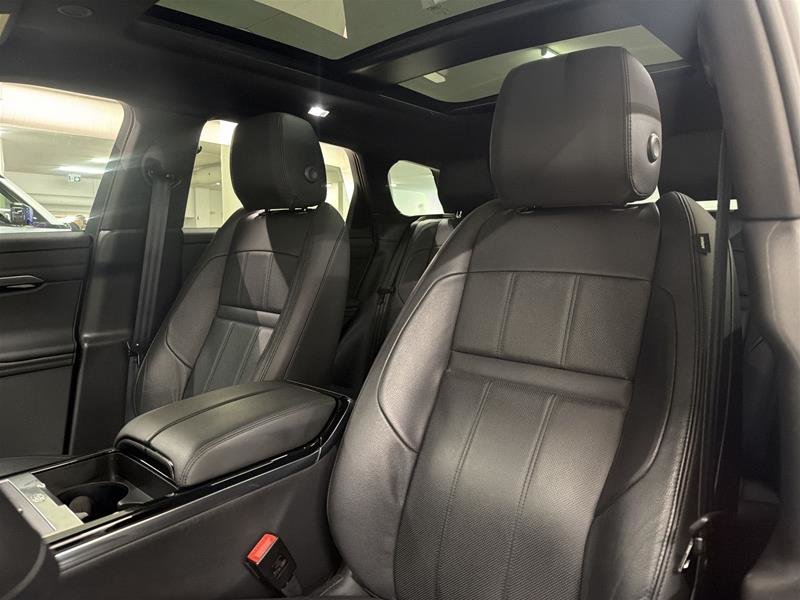 Land Rover Range Rover Evoque P250 SE 2023-11