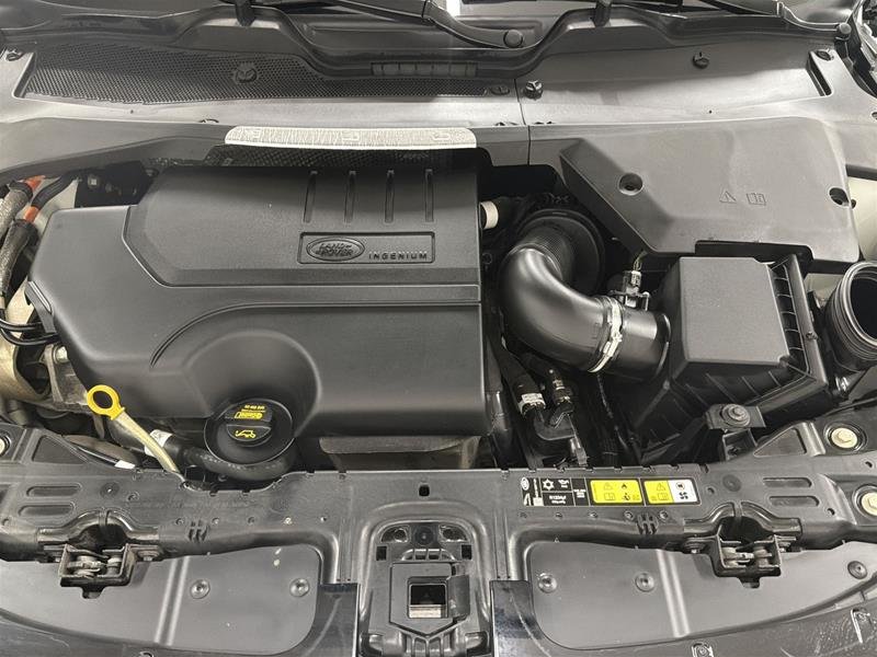 Land Rover Range Rover Evoque P250 SE 2023-17