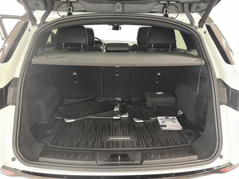 Land Rover Range Rover Evoque P250 SE 2023-15