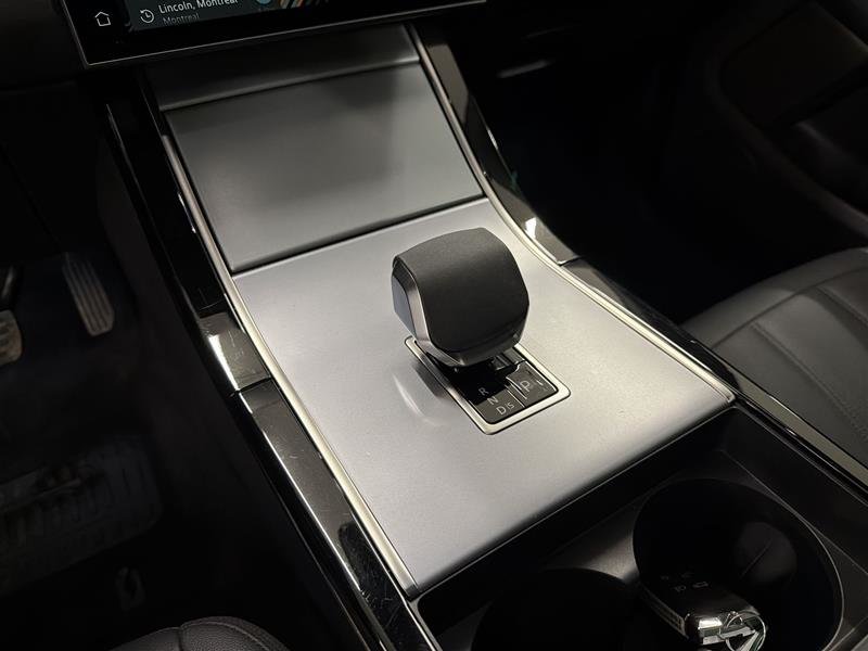 2024 Land Rover Range Rover Evoque P250 S-12