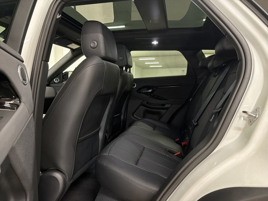 2024 Land Rover Range Rover Evoque P250 S-26