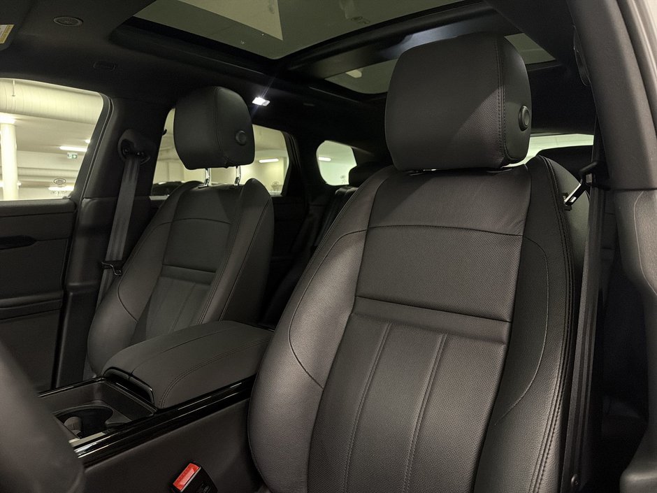 2024 Land Rover Range Rover Evoque P250 S-19