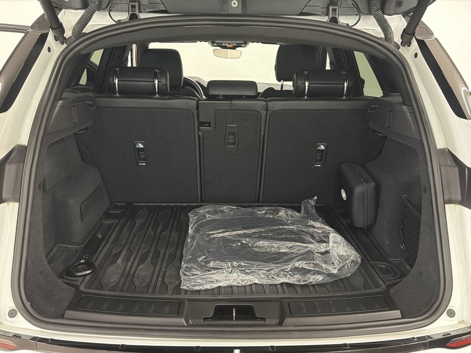 2024 Land Rover Range Rover Evoque P250 S-27