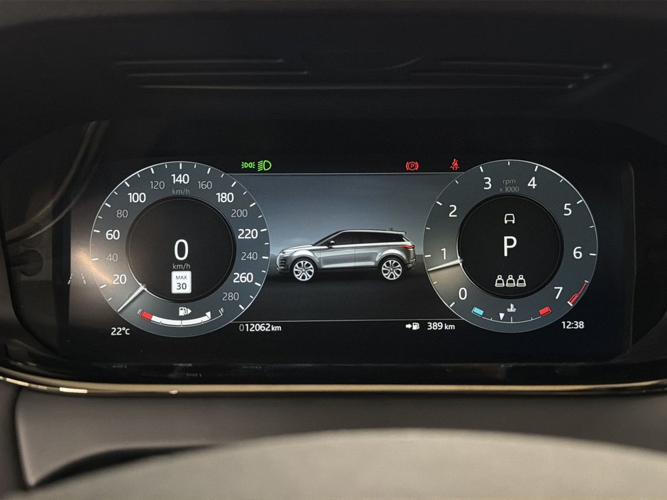 2025 Land Rover Range Rover Evoque P250 Dynamic SE-16