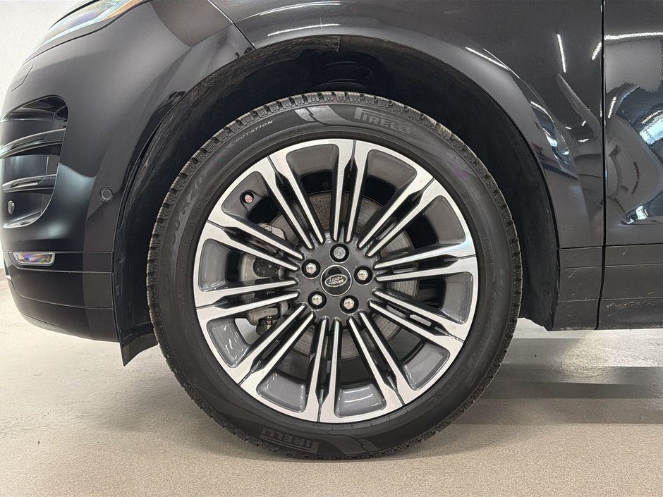 2025 Land Rover Range Rover Evoque P250 Dynamic SE-25