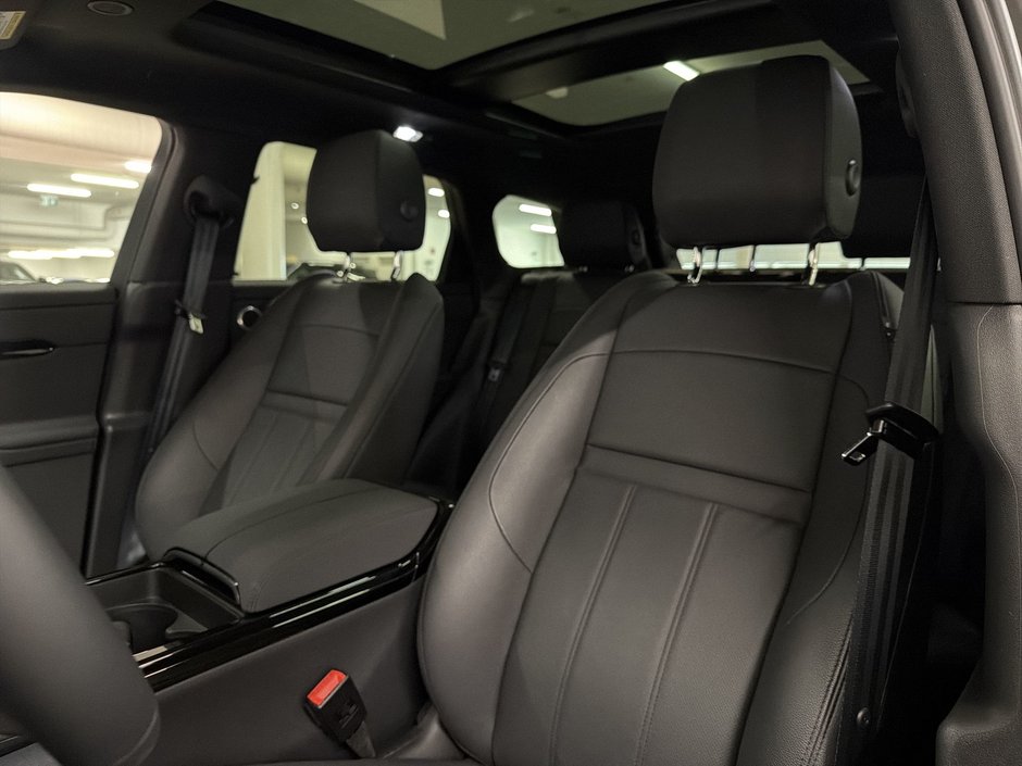 2025 Land Rover Range Rover Evoque P250 S-15