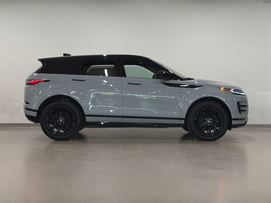 2025 Land Rover Range Rover Evoque P250 Dynamic SE-8