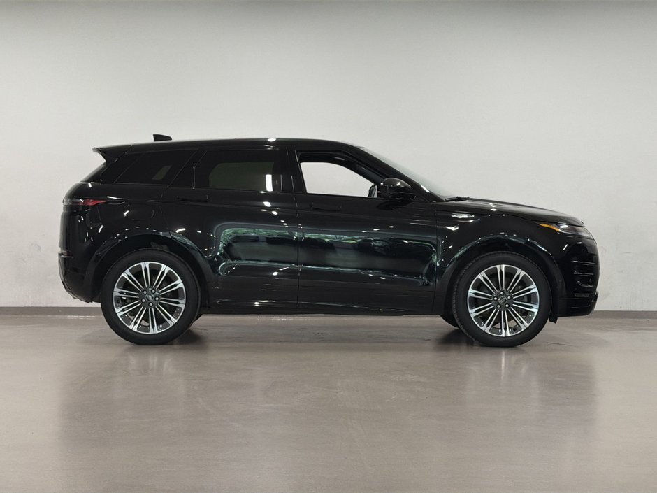 2025 Land Rover Range Rover Evoque P250 Dynamic SE-8