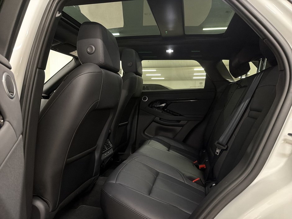 Land Rover Range Rover Evoque P250 S 2025-22
