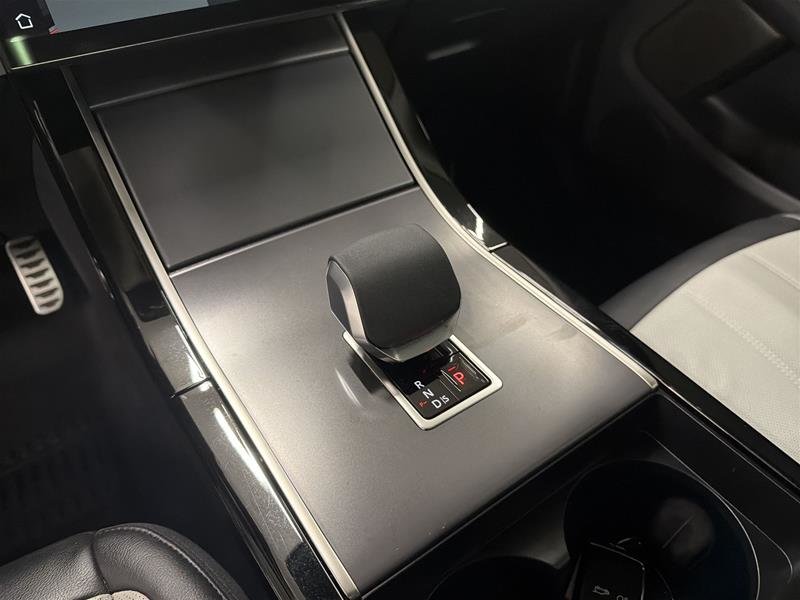 Land Rover Range Rover Evoque P250 Dynamic SE 2025-12