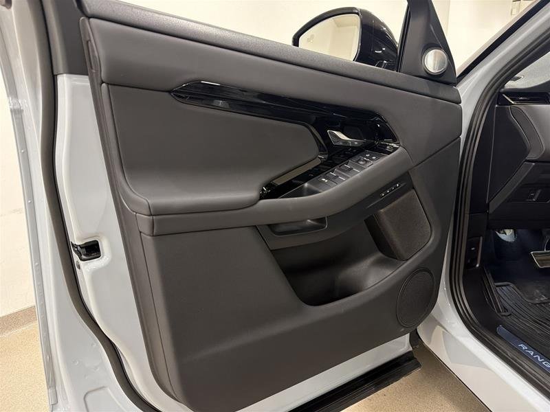 Land Rover Range Rover Evoque P250 Dynamic SE *Ltd Avail* 2026-6