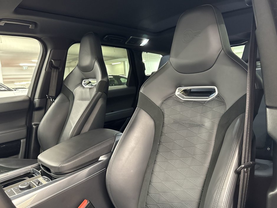 Land Rover Range Rover Sport V8 Supercharged SVR 2022-15
