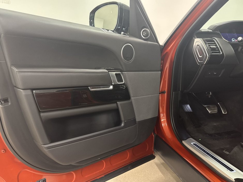 Land Rover Range Rover Sport V8 Supercharged SVR 2022-14