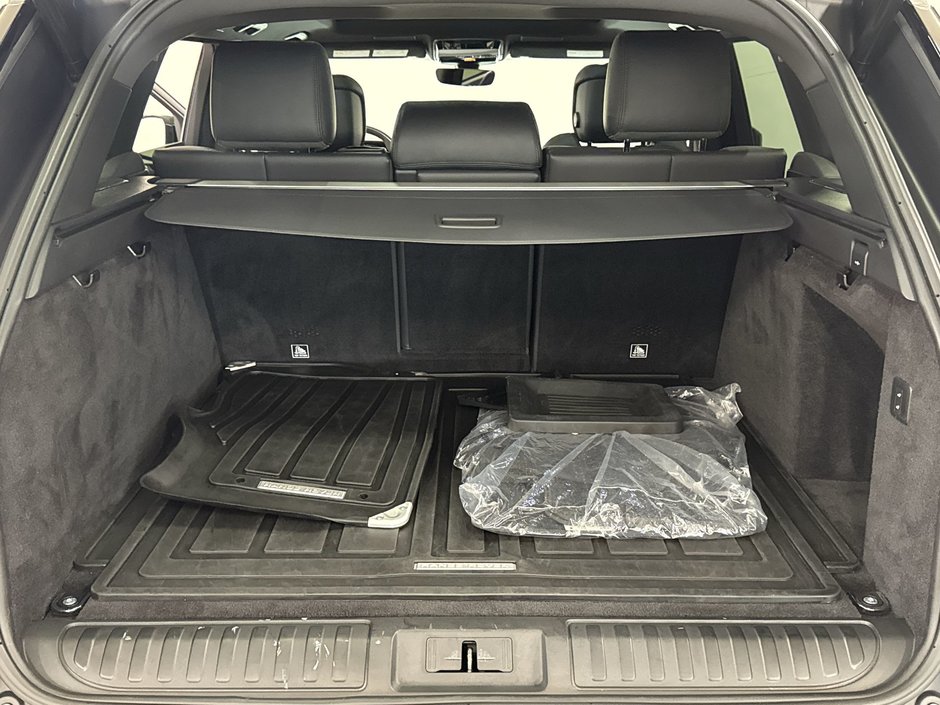 Land Rover Range Rover Sport P400 HST 2022-23