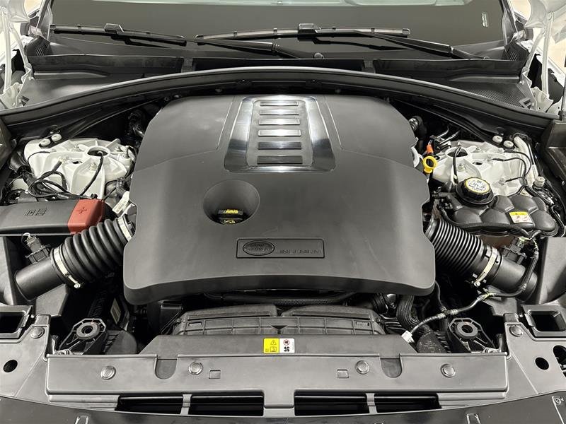 2023 Land Rover Range Rover Velar P340 R-Dynamic S-17