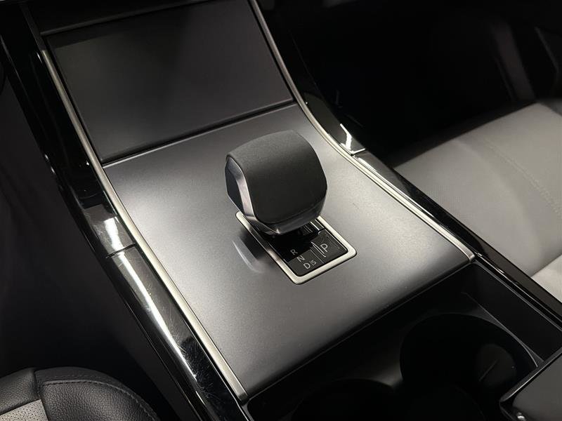 Land Rover Range Rover Velar P250 Dynamic SE 2024-13