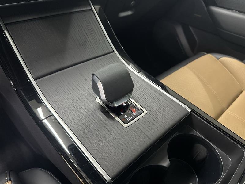 2025 Land Rover Range Rover Velar P400 Dynamic HSE-15