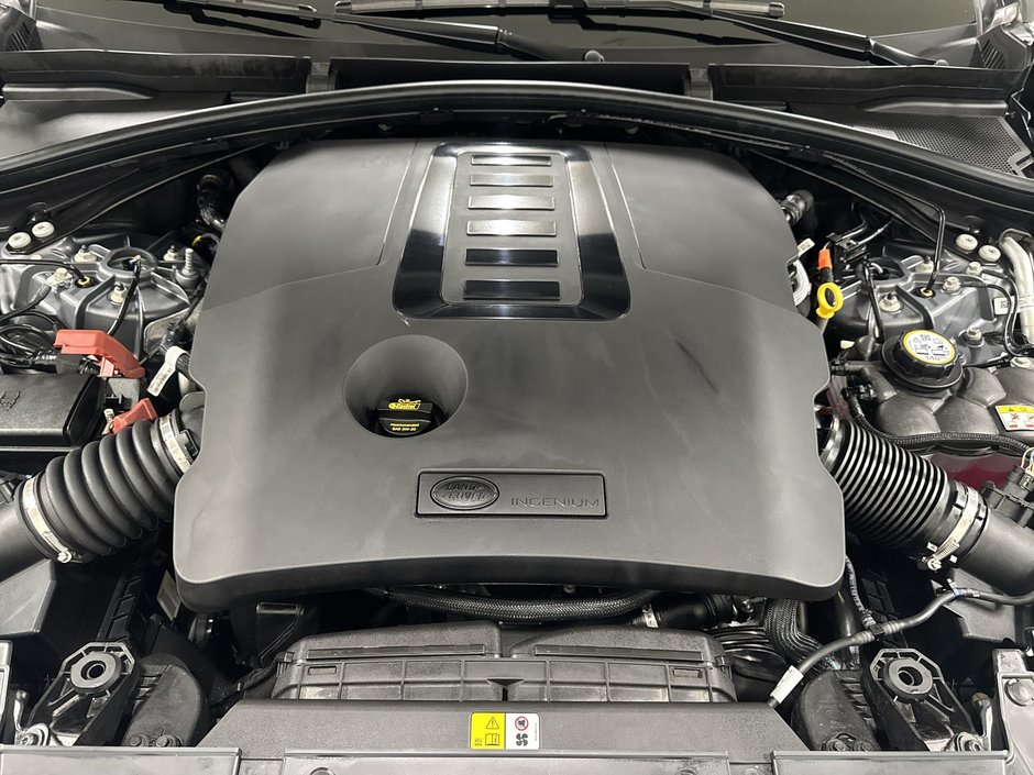 Land Rover Range Rover Velar P400 Dynamic HSE 2025-25